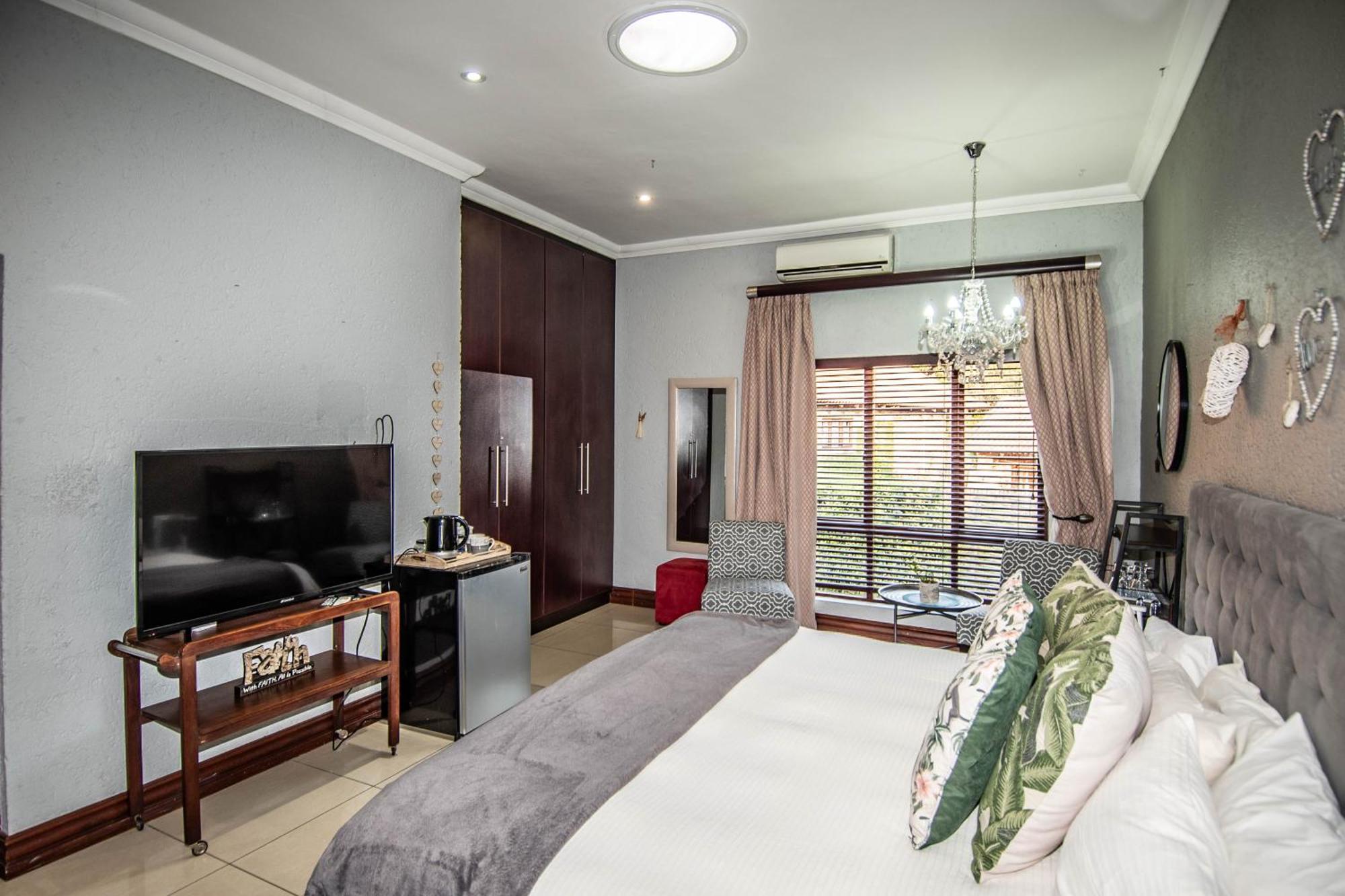 Hotel 7 Saint Andrew à White River Extérieur photo